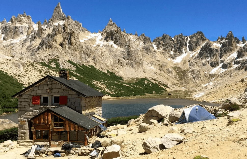 Refugio Frey - Foto de la página del diario El Cordillerano